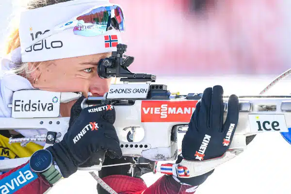 Iso shokki –  Tiril Eckhoff, 32, lopettaa uransa