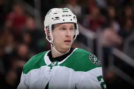 Dallas menetti johtoaseman päätöserässä - viisi suomalaista jatkossa selkä seinää vasten Dallas menetti johtoaseman päätöserässä – viisi suomalaista jatkossa selkä seinää vasten