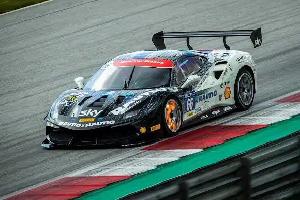 Suomalainen kuskilupaus jatkaa Ferrarilla