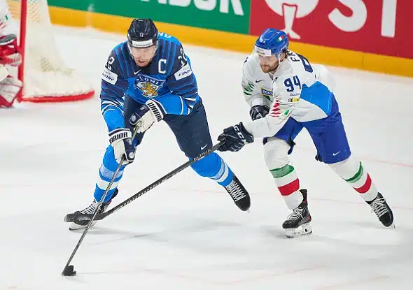 Suolaa haavoihin: Toinen SM-liigaseura vinoili Kärpille Marko Anttilan tapauksesta
