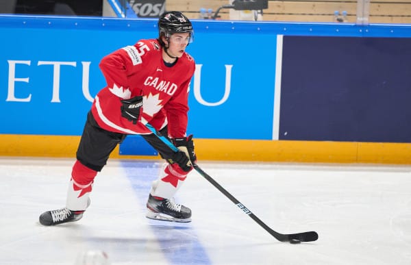 NHL-seura kiinnitti viime kesän ykkösvarauksen NHL-seura kiinnitti viime kesän ykkösvarauksen