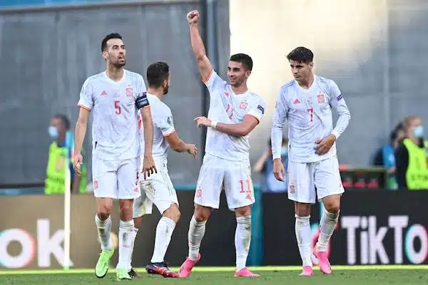 Espanja voitti Kansojen liigan mestaruuden Espanja voitti Kansojen liigan mestaruuden