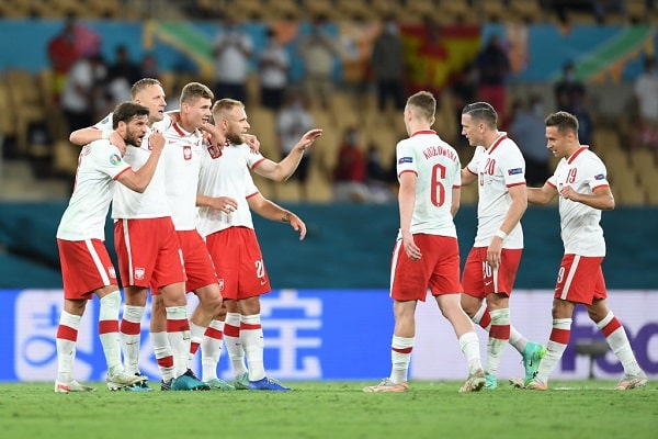 Vielä Puola elää – ”Meillä ei ole aivan samaa laatua kuin Bayern Münchenissä”