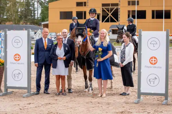 Janna Jensen hallitsi Pohjola GP:n esteillä Järvenpäässä