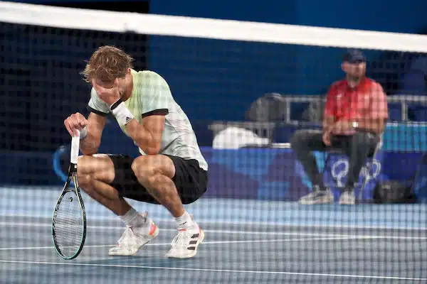 Lisää sakkoa riehumisesta – tennistähdelle mätkäistiin myös vuoden mittainen koeaika