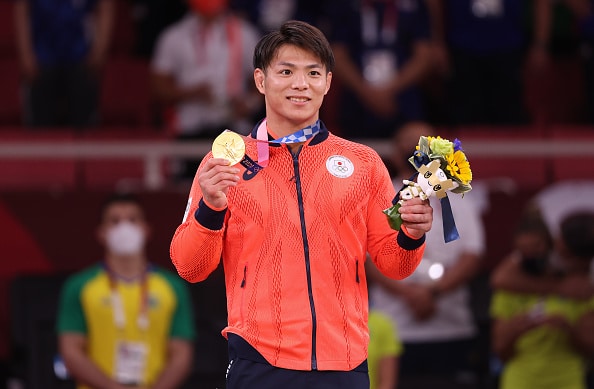 Japanilla hurja kultamitalipäivä Tokion olympialaisissa