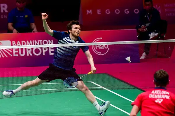 Kalle Koljoselle ylivoimainen voitto - sen jälkeen kumarrus kohti presidenttiä Kalle Koljoselle ylivoimainen voitto – sen jälkeen kumarrus kohti presidenttiä