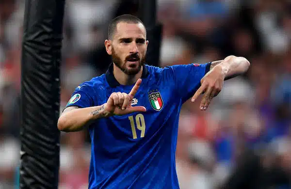 Synttärisankari Leonardo Bonucci, 35, järjesti Juventuksen Mestarien liigan porteille