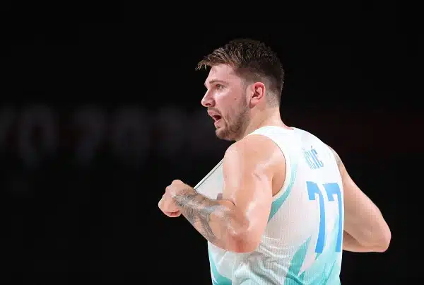 Lauri Markkanen vain ”rivimies” – EM-koriksessa paljon kovempia tähtiä