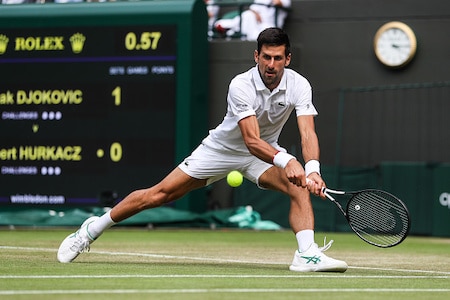 Novak Djokovicin vakuuttavat otteet saivat jatkoa Wimbledonissa