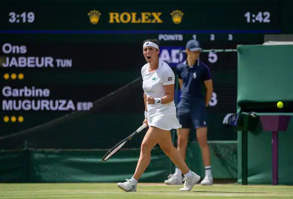 Kuudenneksi sijoitettu Ons Jabeur ulos Ranskan avoimista jo ensimmäisellä kierroksella
