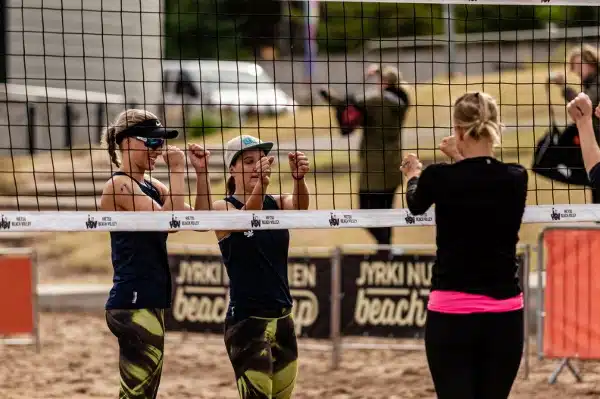 Hietsun biitsillä iskettiin yllätyksiä Hietsun biitsillä iskettiin yllätyksiä