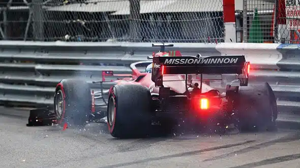 Järkyttäviä paljastuksia F1-sarjan julmasta todellisuudesta: ”Pumpataan täyteen kipulääkettä - toiset turvautuvat alkoholiin” Järkyttäviä paljastuksia F1-sarjan julmasta todellisuudesta: ”Pumpataan täyteen kipulääkettä – toiset turvautuvat alkoholiin”