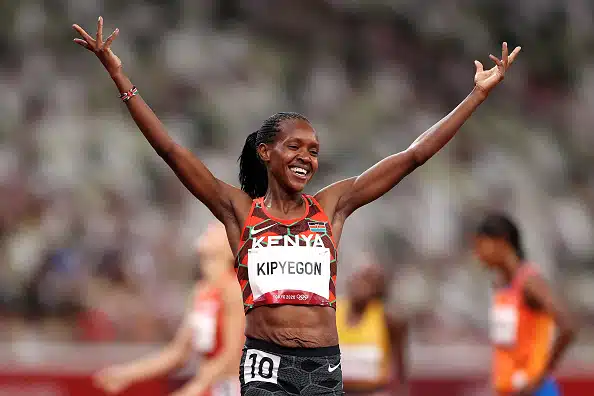 Vitosen MM-kulta meni odotetusti Keniaan