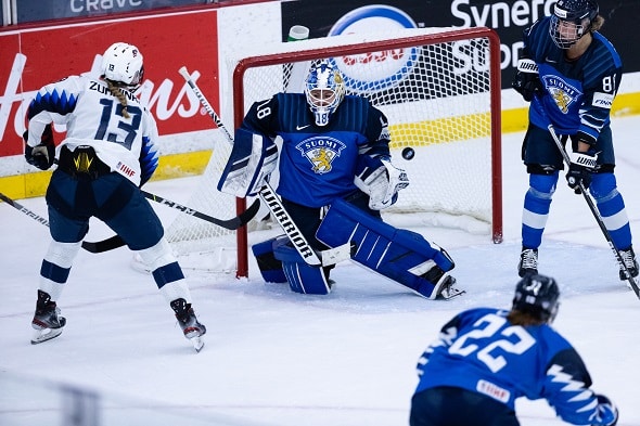 Naisleijonista hurja väite – kohupelaajan mukaan "ihan normaali fiilis" Naisleijonista hurja väite – kohupelaajan mukaan ”ihan normaali fiilis”