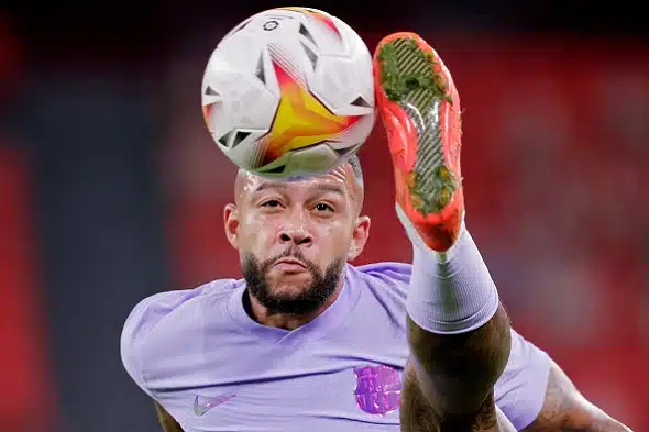 Tähtipelaaja kärysi Rolls-Roycen ratista Tähtipelaaja kärysi Rolls-Roycen ratista