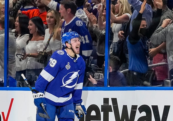 Colorado hankki Stanley Cupin ratkaisseen hyökkääjän – tietää lähtöpasseja toiselle