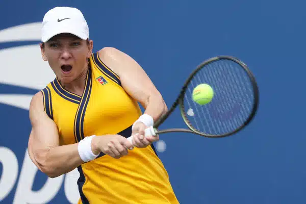 Sijoittamaton ranskalainen laittaa isoja nimiä katsomoon Australiassa – nyt kaatui Simona Halep
