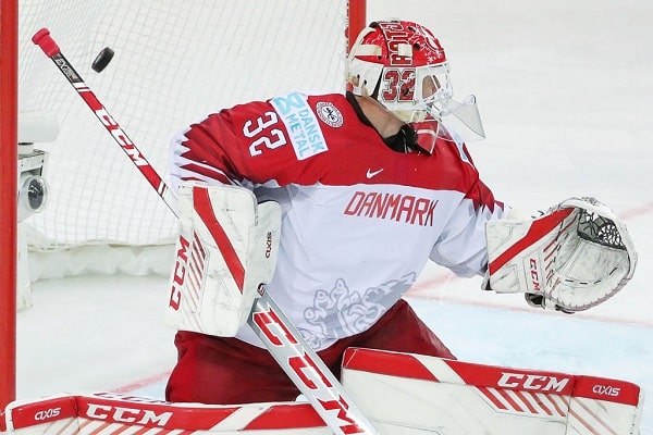 KHL-miehille järkyttävä selkäsauna MM-kisoissa - sankarivahti innoissaan: ”Valtava voitto” KHL-miehille järkyttävä selkäsauna MM-kisoissa – sankarivahti innoissaan: ”Valtava voitto”