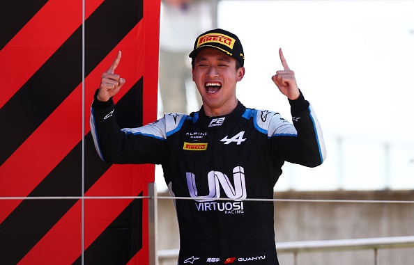 Valtteri Bottaksen ensi kauden tallikaveri saamassa sinetin Valtteri Bottaksen ensi kauden tallikaveri saamassa sinetin