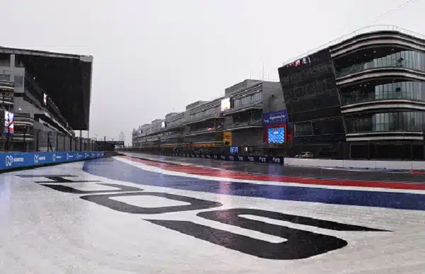 F1-sarja reagoi Venäjän sotatoimiin – ”Venäjän GP:tä ei voi järjestää näissä olosuhteissa” F1-sarja reagoi Venäjän sotatoimiin – ”Venäjän GP:tä ei voi järjestää näissä olosuhteissa”