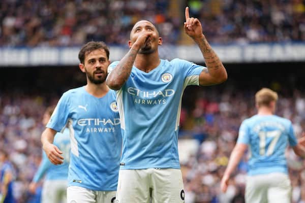 Yllätysväite: Tottenham virittelee viimehetken kaappausta Arsenalin nenän edestä Yllätysväite: Tottenham virittelee viimehetken kaappausta Arsenalin nenän edestä