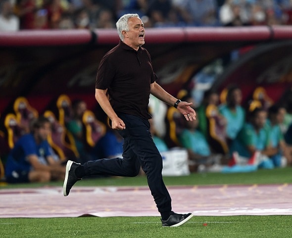 Jose Mourinho juonii mielenkiintoisia kaappauksia Jose Mourinho juonii mielenkiintoisia kaappauksia