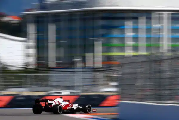 Kimi Räikkönen teki rehellisen tunnustuksen F1-urastaan Kimi Räikkönen teki rehellisen tunnustuksen F1-urastaan