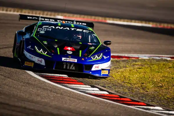 Konsta Lappalainen lähellä palkintopallisijaa GT World Challenge Endurancessa