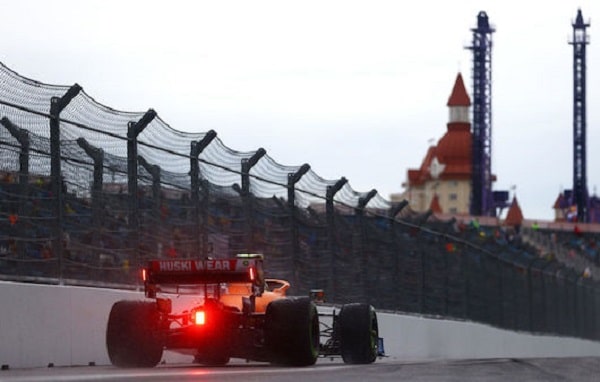 F1-pomo varoittaa Max Verstappenin ja Lewis Hamilton takaa starttaavaa kuskia yhdestä asiasta: ”Sitten se alkaa muuttua vaaralliseksi” F1-pomo varoittaa Max Verstappenin ja Lewis Hamilton takaa starttaavaa kuskia yhdestä asiasta: ”Sitten se alkaa muuttua vaaralliseksi”