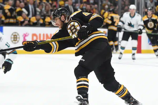 NHL:n superketju aiheutti San Jose Sharksille kauden ensimmäisen tappion