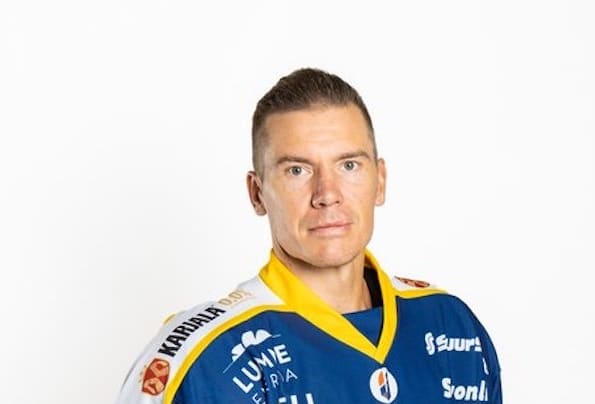 MM-kultaleijona Jarkko Immosen ura jatkuu MM-kultaleijona Jarkko Immosen ura jatkuu