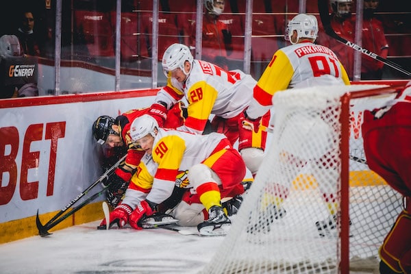 Jokerit sai hyviä uutisia sairastuvalta - pitkään sivussa ollut puolustaja palaa tositoimiin Jokerit sai hyviä uutisia sairastuvalta – pitkään sivussa ollut puolustaja palaa tositoimiin