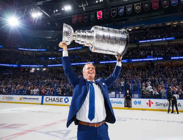 Kaksinkertainen Stanley Cup-voittaja allekirjoitti pitkän jatkosopimuksen