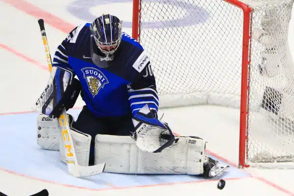 Suomalaisveskari tekee historiaa NHL:ssä