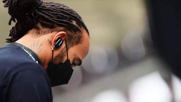 Mediatiedot: Lewis Hamilton ajaa Mercedeksellä ensi kaudellakin