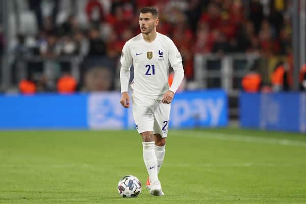 PSG virittelee ennätyksellistä tarjousta Bayern Münchenin puolustajasta PSG virittelee ennätyksellistä tarjousta Bayern Münchenin puolustajasta