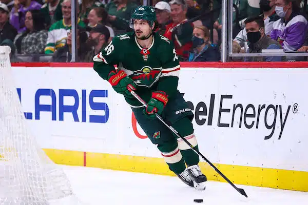 NHL-seuralle iso takaisku – tehotykki joutuu sivuun
