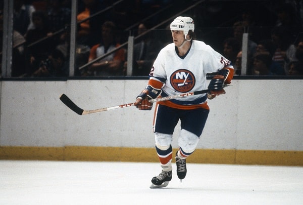 New York Islanders kunnioitti NHL-historian tehokkainta maalintekijää - katso hieno tribuuttivideo New York Islanders kunnioitti NHL-historian tehokkainta maalintekijää – katso hieno tribuuttivideo