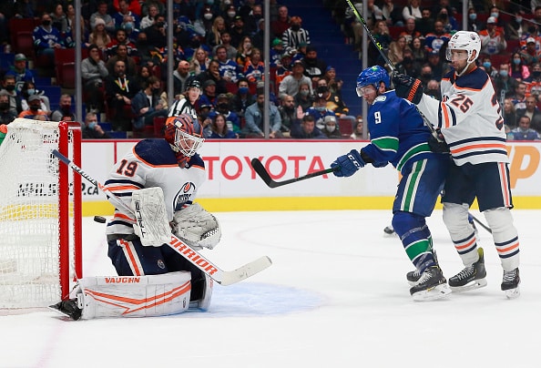 Rapaa niskaansa saaneelle suomalaisvahdille vihdoin kehuja - "Ollut todella luotettava" Rapaa niskaansa saaneelle suomalaisvahdille vihdoin kehuja – ”Ollut todella luotettava”