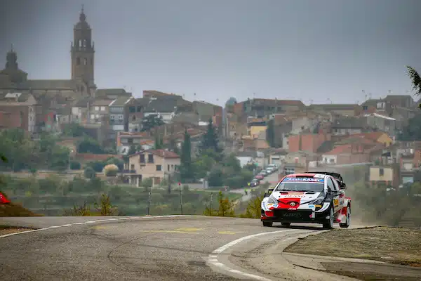 EK12: Sebastien Ogier tykitti pohja-ajan