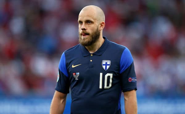 Huuhkajille unelma-alku! Teemu Pukki tykitti pallon verkkoon Huuhkajille unelma-alku! Teemu Pukki tykitti pallon verkkoon