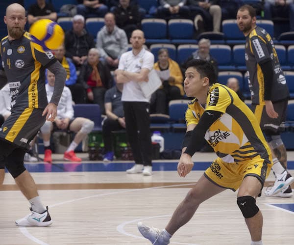 Lentopalloseura Etta tyrmäsi Savo Volleyn kotisalissaan puhtaasti