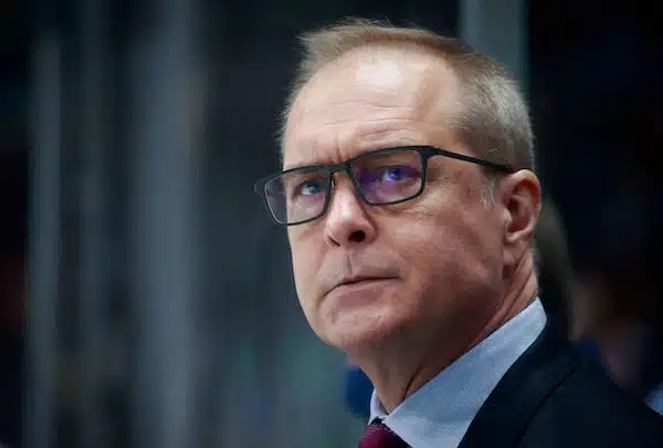 NHL-päävalmentaja irtisanoutui tehtävästään