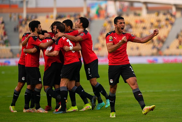 Liverpool-tähti Mohamed Salah syttyi liekkeihin Egyptin paidassa – joukkuekaverin ele kertoo kaiken Liverpool-tähti Mohamed Salah syttyi liekkeihin Egyptin paidassa – joukkuekaverin ele kertoo kaiken