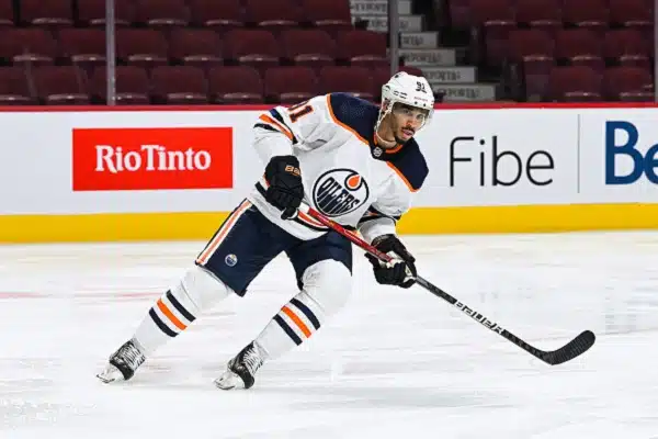 Kohuhyökkääjä otti unelma-alun Edmontonissa – näin Evander Kane kommentoi paluutaan NHL:ään