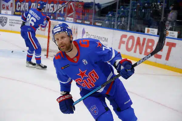 Olli Jokinen paljasti IL:lle - Mikkelin Jukurit on tarjonnut sopimusta Leo Komaroville Olli Jokinen paljasti IL:lle – Mikkelin Jukurit on tarjonnut sopimusta Leo Komaroville