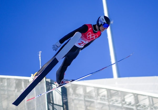 Antti Aalto 20:s mäkihypyn maailmancupissa  – voitto matkasi Sloveniaan