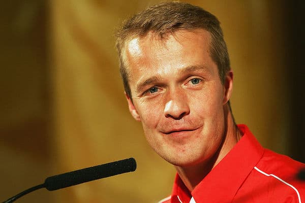 Melkoinen yllätys! Harri Rovanperä palaa ralliautoilun pariin