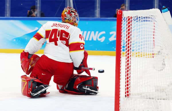 Japani nöyryytti Kiinan entisisiä NHL-pelaajia Japani nöyryytti Kiinan entisisiä NHL-pelaajia